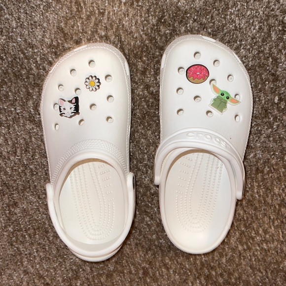 CROCS Shoes - White crocs size7 women 5 men